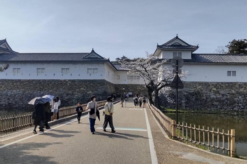 Villa Hikone Castle Eksteriør bilde